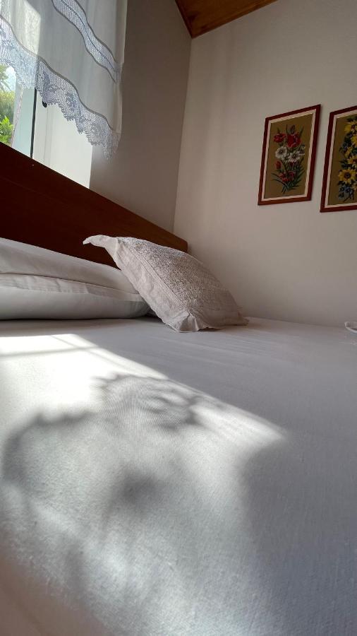 Ana Rest House Hostel ベラト エクステリア 写真